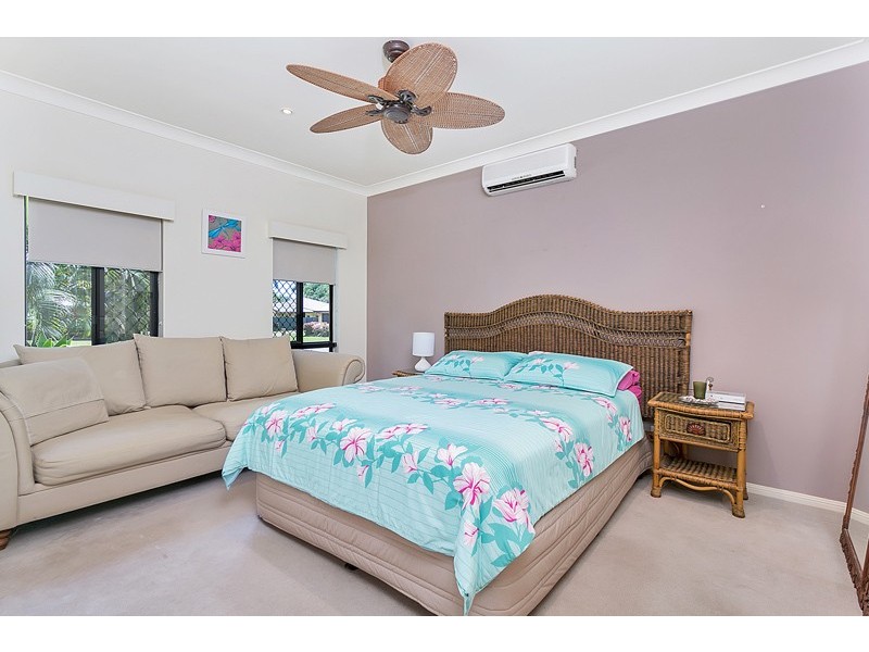 1 Waterlilly Street, Kewarra Beach QLD 4879