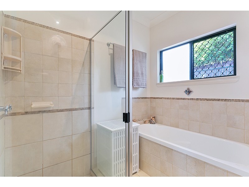 1 Waterlilly Street, Kewarra Beach QLD 4879