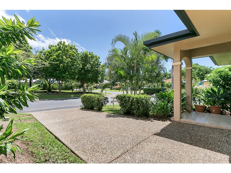 1 Waterlilly Street, Kewarra Beach QLD 4879