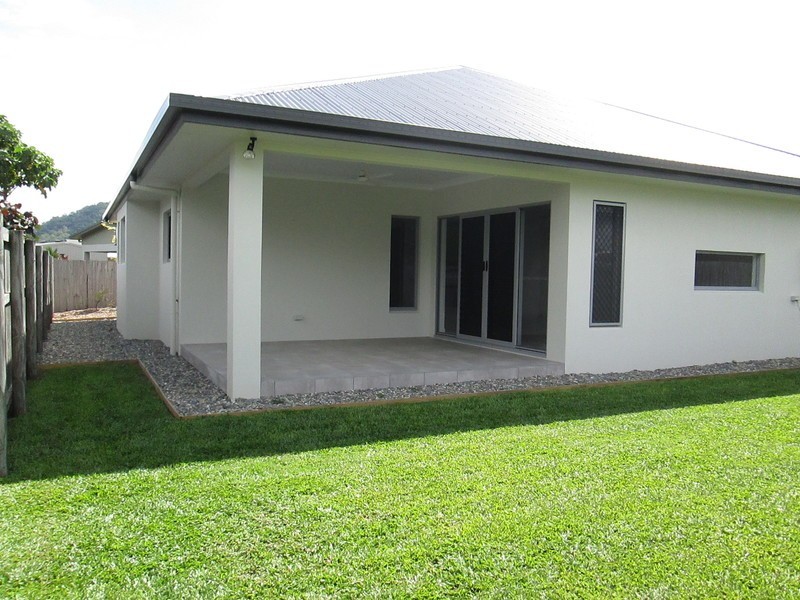 42A Fossilbrook Bend, Trinity Park QLD 4879