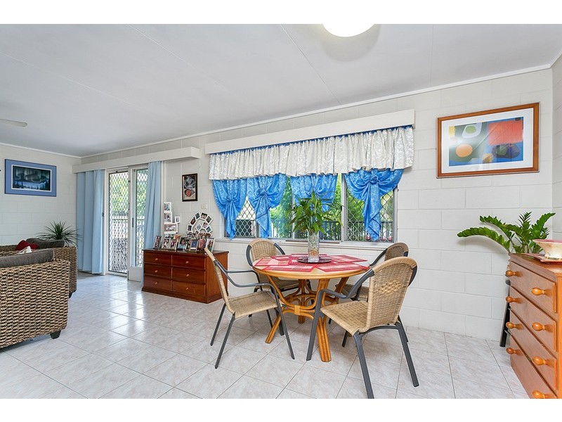 30 Reservoir Road, Manoora QLD 4870