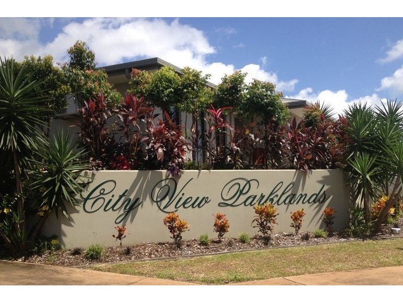 67 City View Crescent, Mooroobool QLD 4870