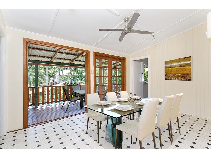 12 Keeble Street, Stratford QLD 4870