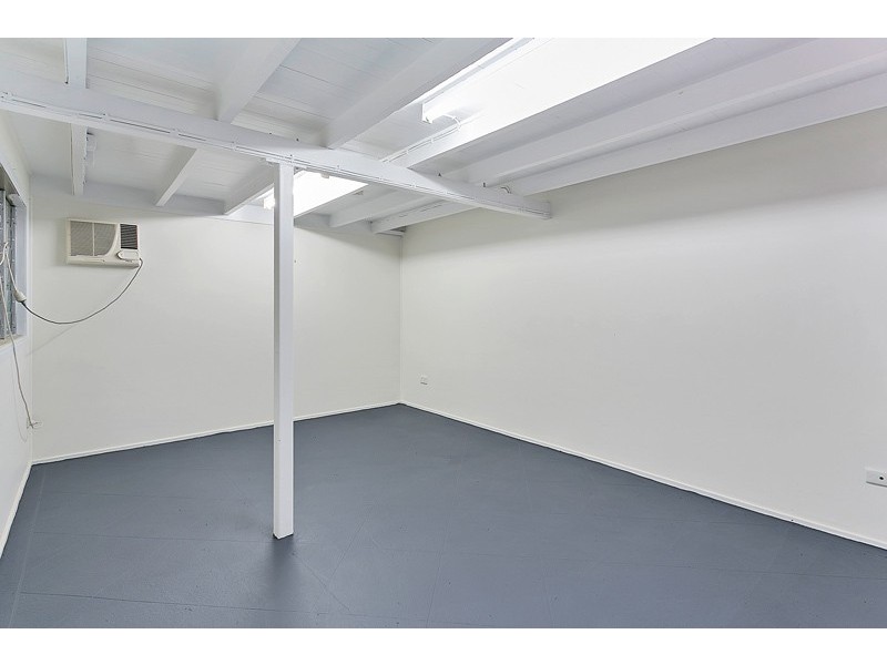 12 Keeble Street, Stratford QLD 4870