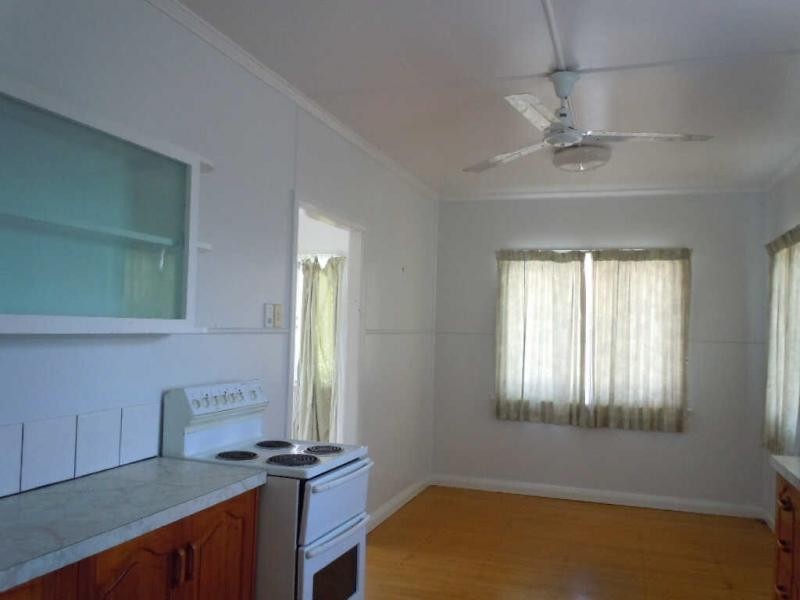 213 Buchan St, Bungalow QLD 4870