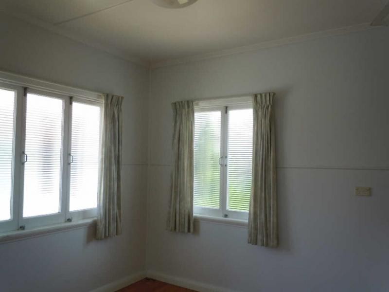 213 Buchan St, Bungalow QLD 4870