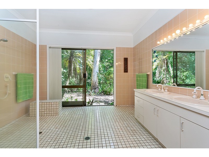 6-8 Houston Street, Clifton Beach QLD 4879