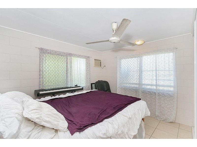 16 Kauri Street, Manoora QLD 4870