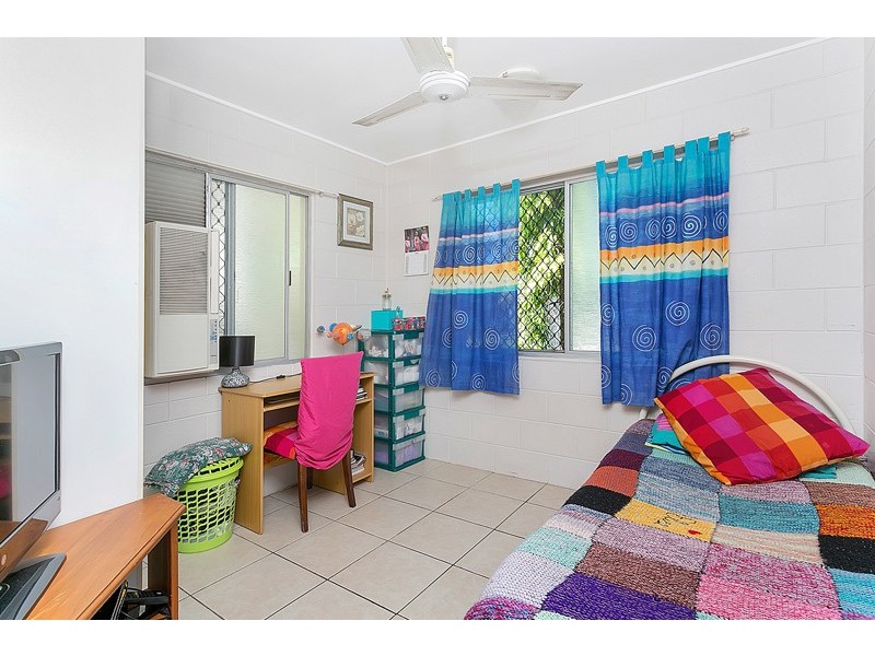 16 Kauri Street, Manoora QLD 4870