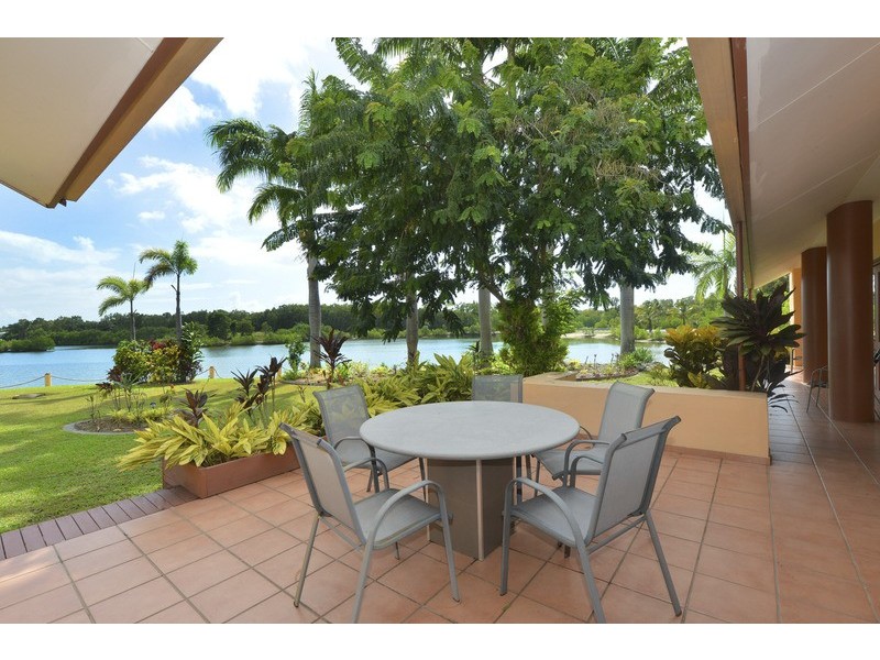 105  St Crispins Avenue, Port Douglas QLD 4877