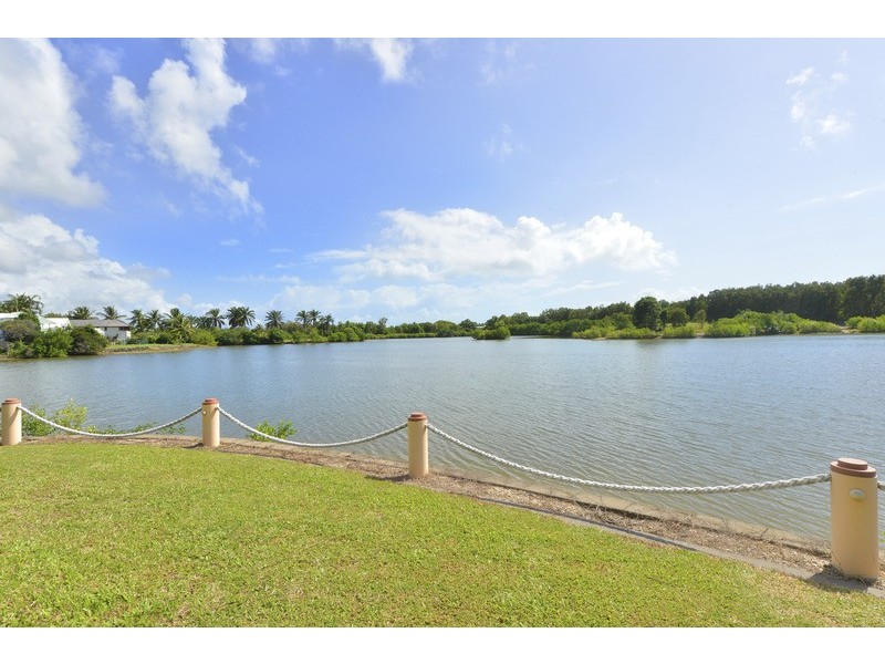 105  St Crispins Avenue, Port Douglas QLD 4877