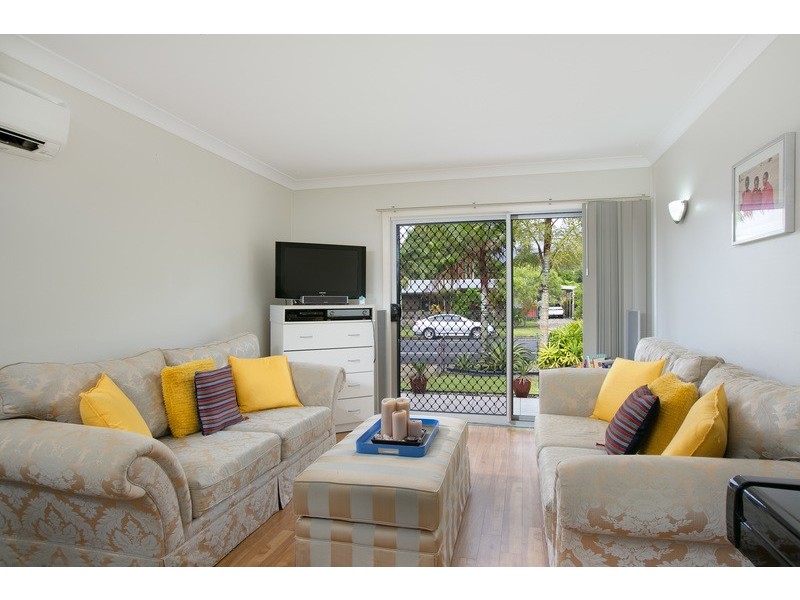 2/134  Jensen Street, Edge Hill QLD 4870
