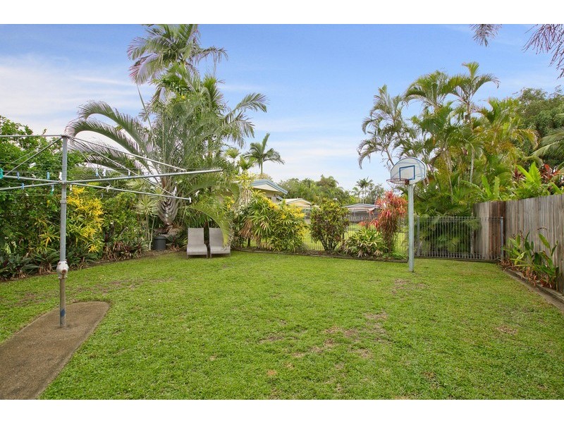 2/134  Jensen Street, Edge Hill QLD 4870