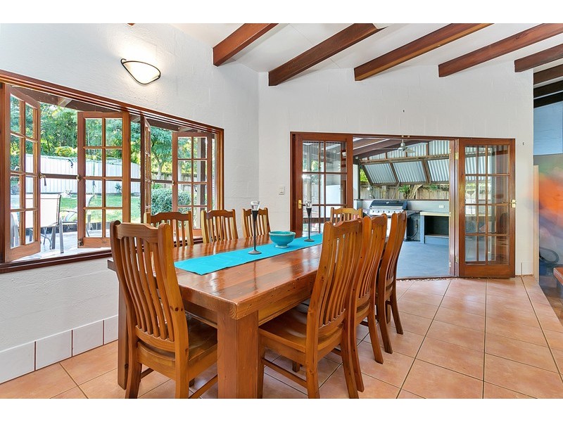 32 Beatrice Street, Mooroobool QLD 4870