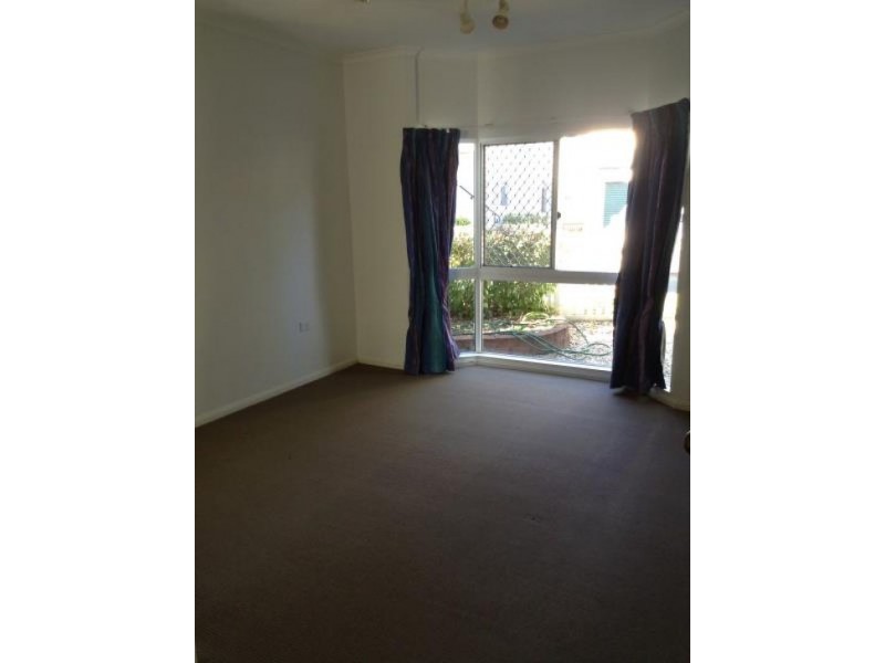 7/20 Pioneer Street, Manoora QLD 4870