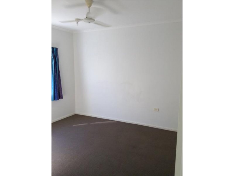7/20 Pioneer Street, Manoora QLD 4870