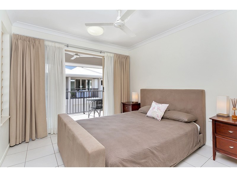 4/12-14 Old Smithfield Road, Freshwater QLD 4870