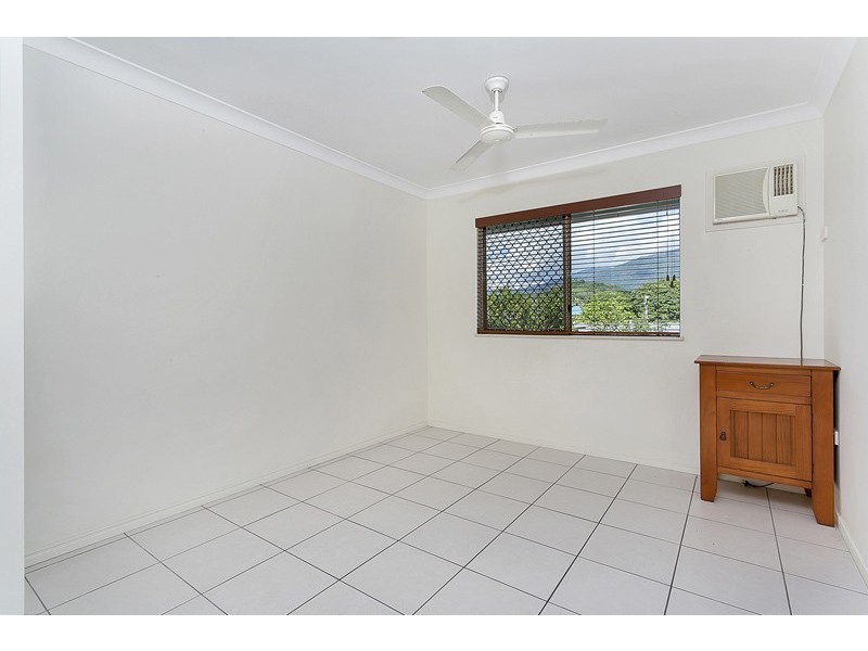4/12-14 Old Smithfield Road, Freshwater QLD 4870