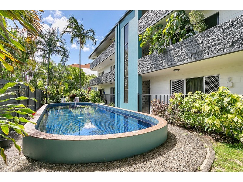 6/284 Lake Street, Cairns North QLD 4870