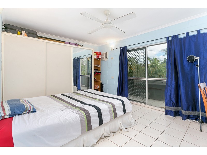 6/284 Lake Street, Cairns North QLD 4870