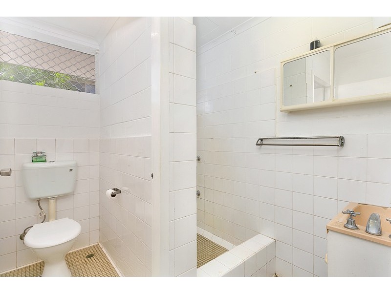 6/284 Lake Street, Cairns North QLD 4870