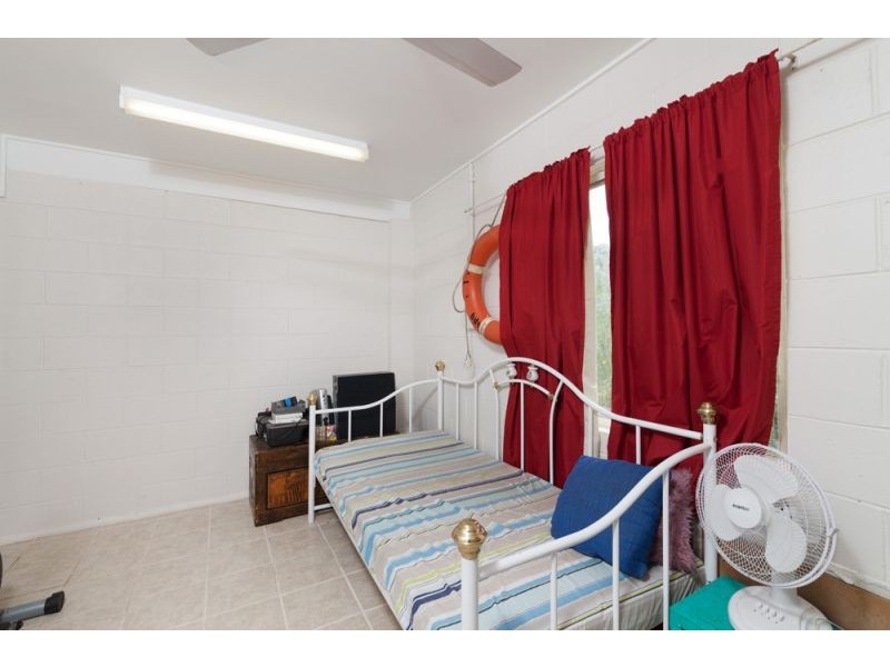 15 Irene Street, Earlville QLD 4870