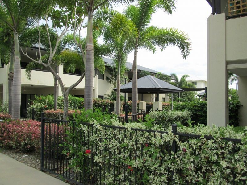 11/12 Oyster Court, Trinity Beach QLD 4879