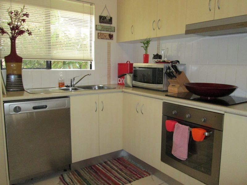 11/12 Oyster Court, Trinity Beach QLD 4879