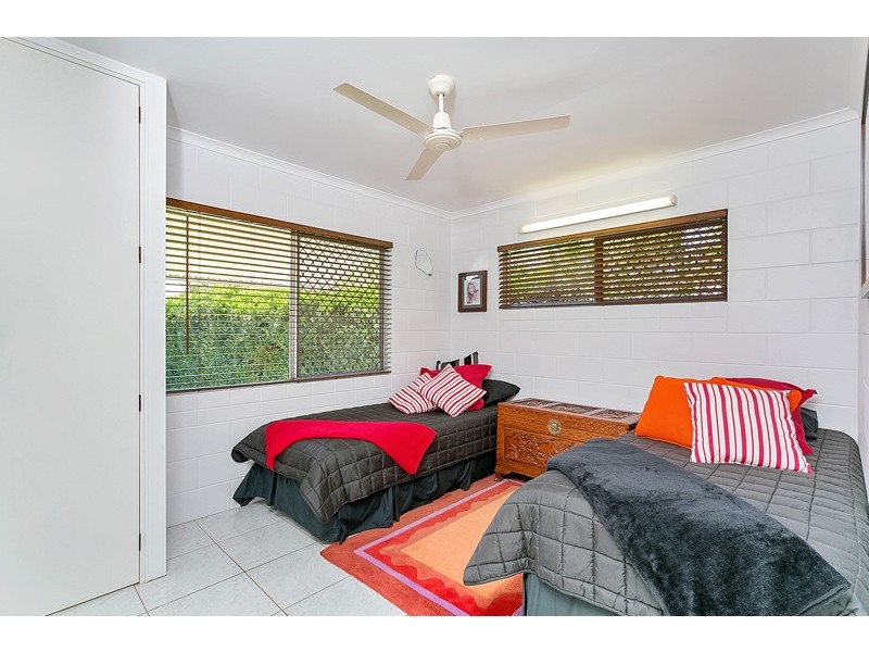 23 Rigg Street, Woree QLD 4868