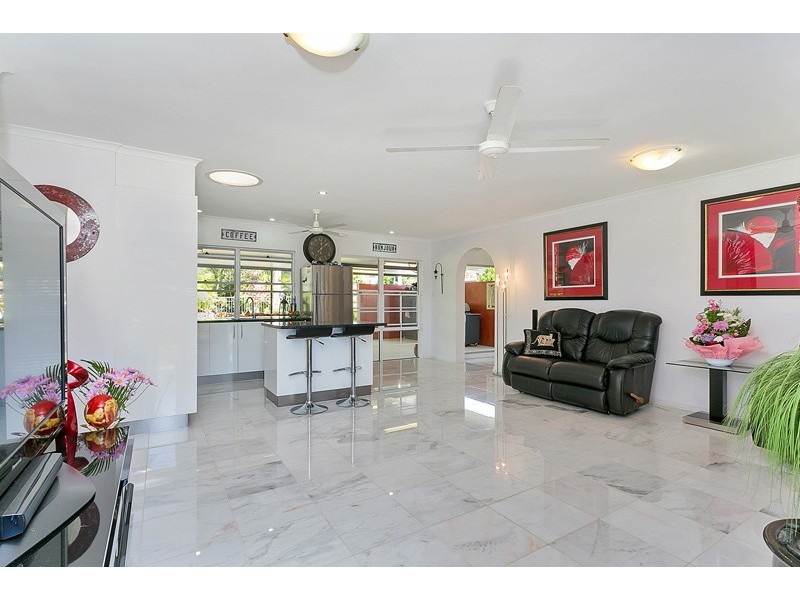 23 Rigg Street, Woree QLD 4868