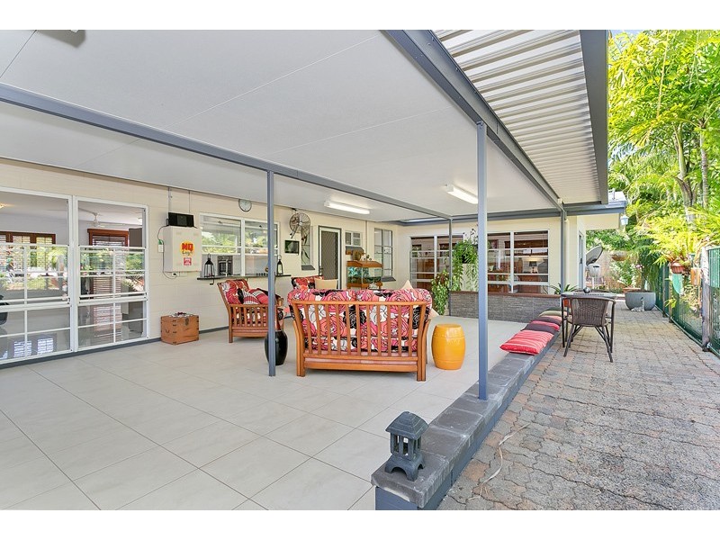 23 Rigg Street, Woree QLD 4868