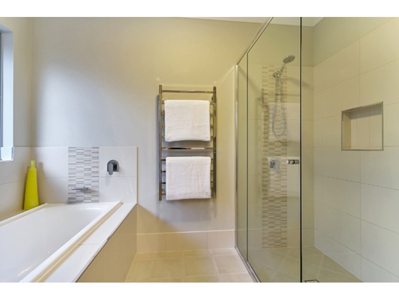 19 Catamaran Circuit, Trinity Beach QLD 4879