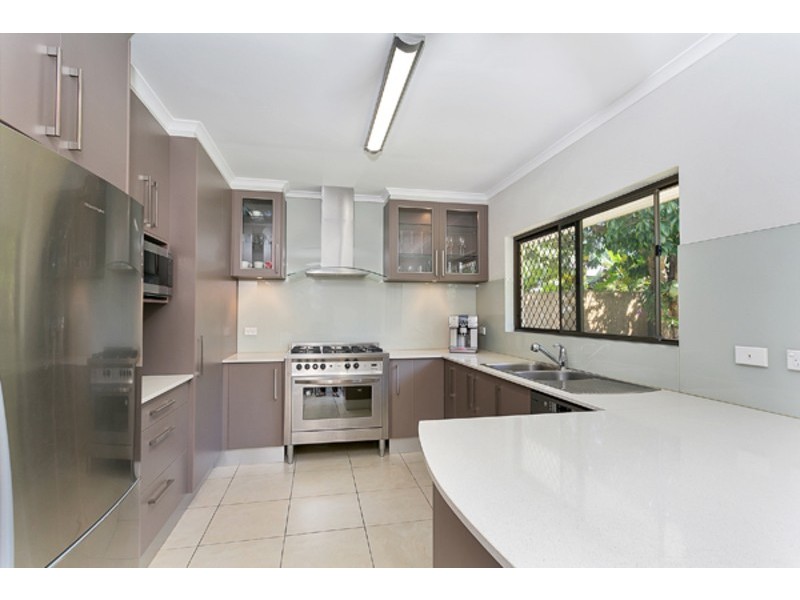 36 Lavender Street, Mooroobool QLD 4870