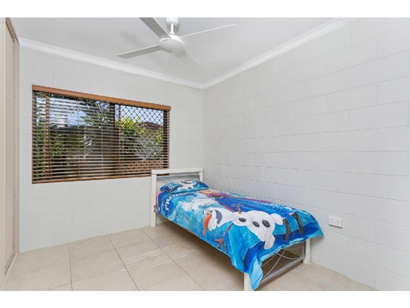 36 Lavender Street, Mooroobool QLD 4870