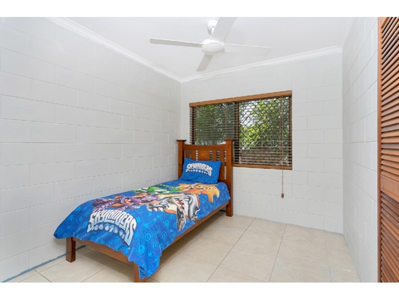 36 Lavender Street, Mooroobool QLD 4870