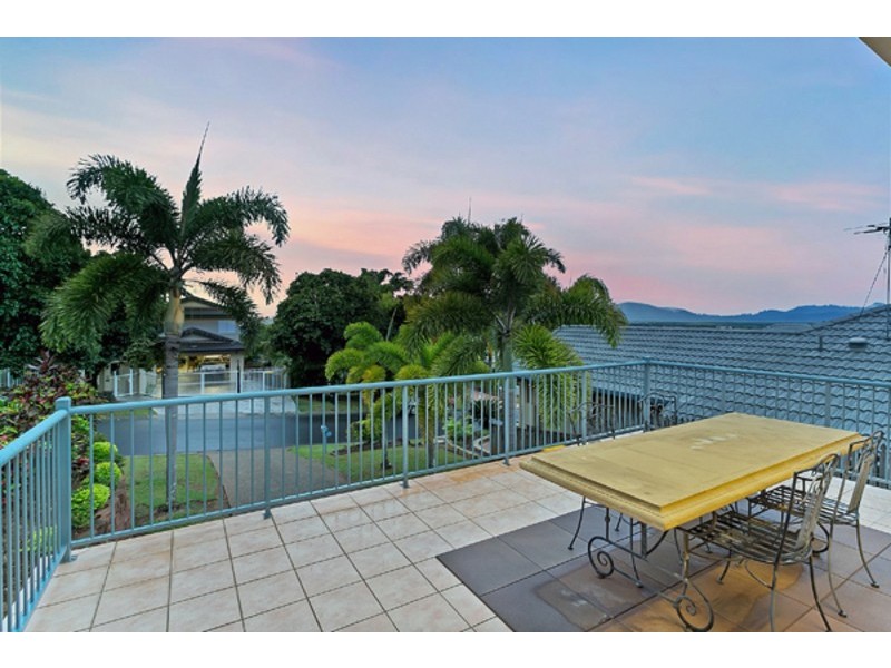 3 Olfersia Court, Mooroobool QLD 4870