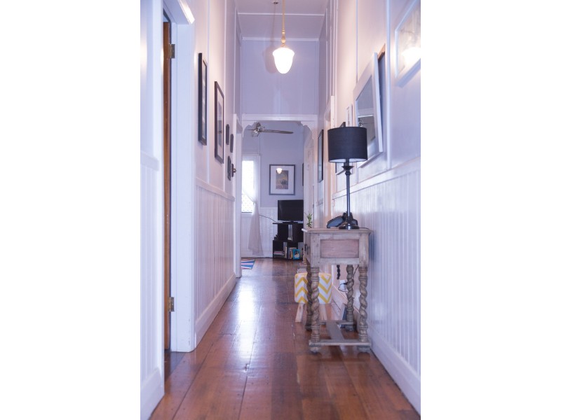 2A  Martin Street, Freshwater QLD 4870