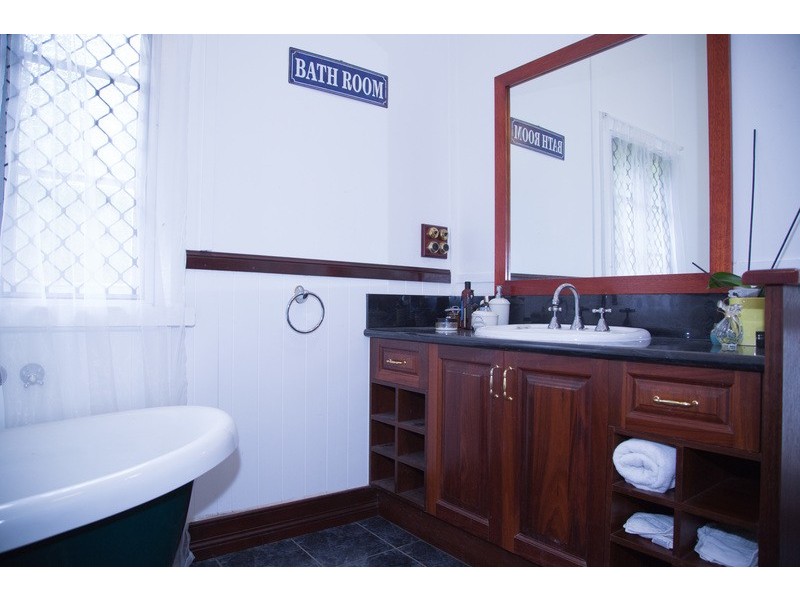 2A  Martin Street, Freshwater QLD 4870