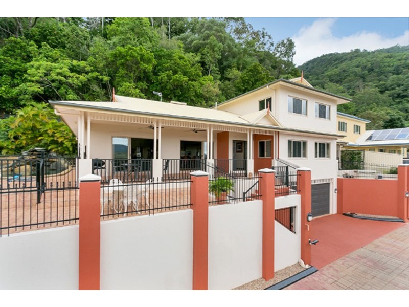 5 Caleb Court, Mooroobool QLD 4870