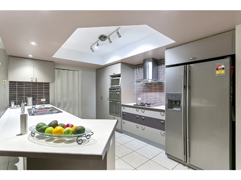 10  Messina Close, Kanimbla QLD 4870