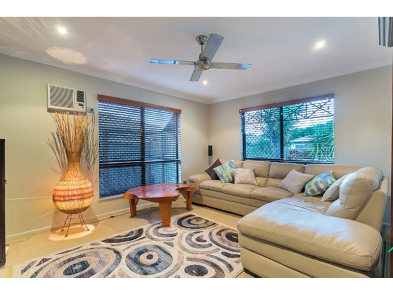10  Messina Close, Kanimbla QLD 4870