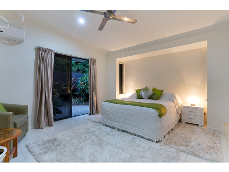 7 Sergeant Street, Kanimbla QLD 4870