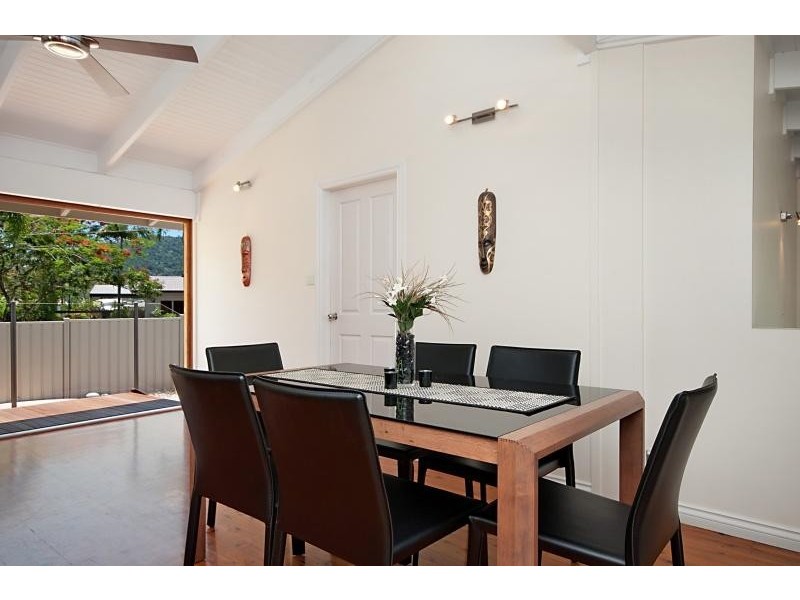 7 Aldinga Close, Whitfield QLD 4870