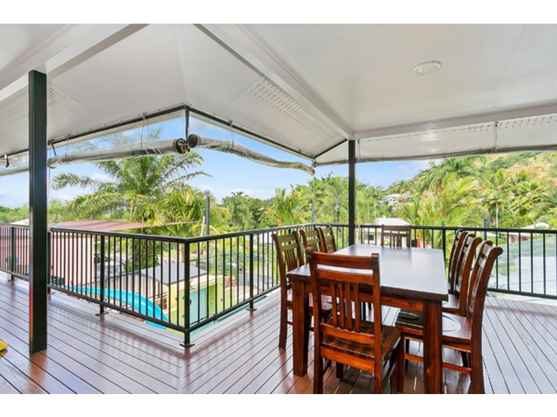 8 Robin Close, Bayview Heights QLD 4868