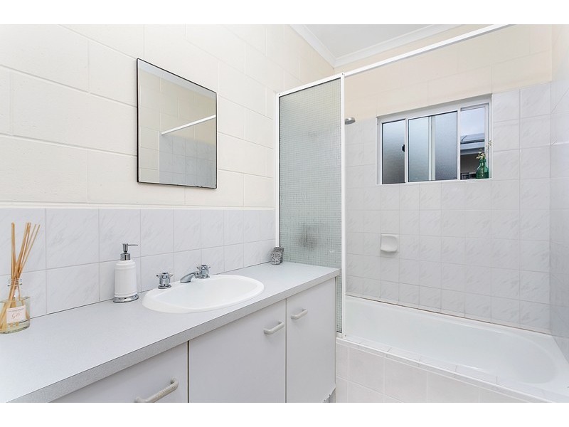 36 Bondi Crescent, Kewarra Beach QLD 4879