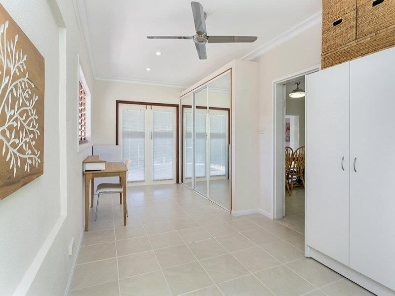 5 Scarborough Close, Kewarra Beach QLD 4879