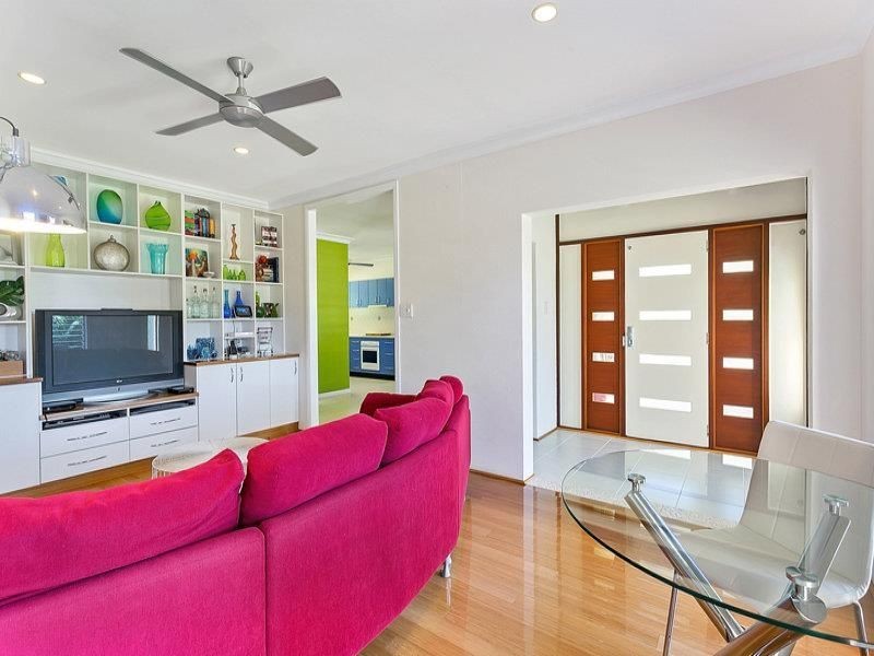 5 Scarborough Close, Kewarra Beach QLD 4879