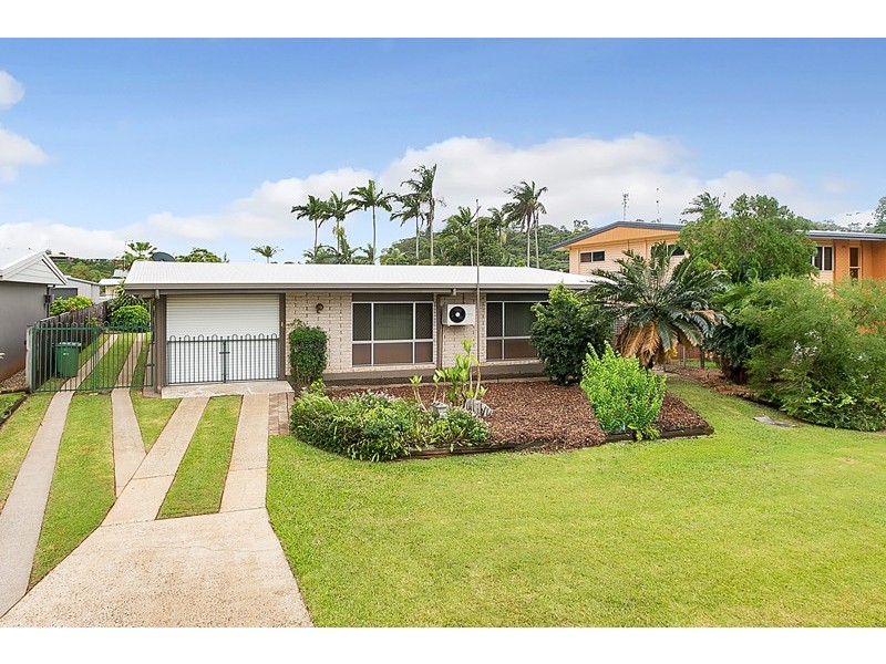 10 Carroo Street, Bayview Heights QLD 4868