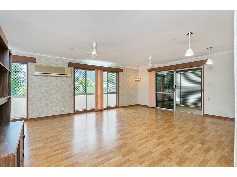 10 Carroo Street, Bayview Heights QLD 4868