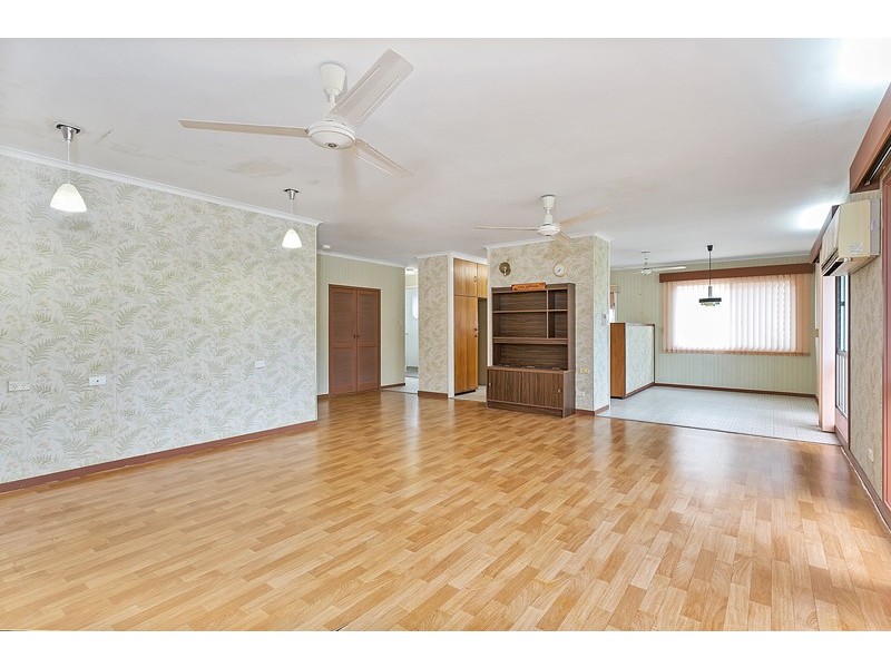 10 Carroo Street, Bayview Heights QLD 4868